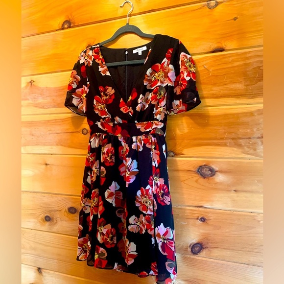 Madewell Tulip-Sleeve Mini Dress in French Rose Black Floral Size 0 - Picture 1 of 9